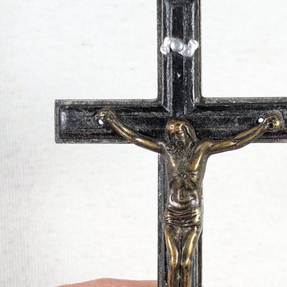 Vintage Italian crucifix pendant, rosary cross 3.5" tall - Picture 5 of 6